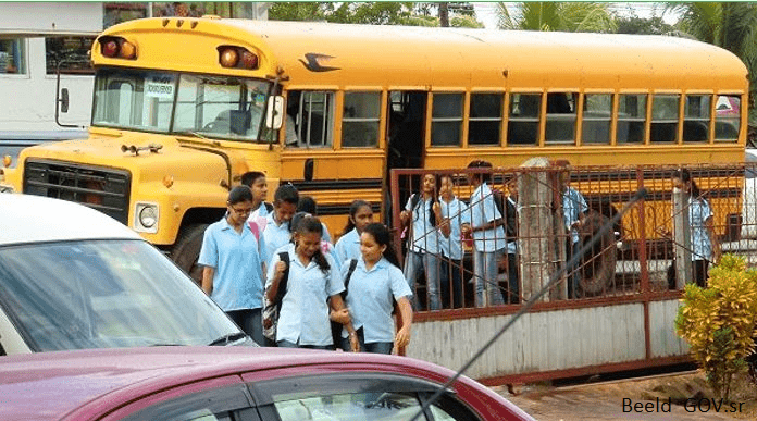 Schoolvervoer Suriname