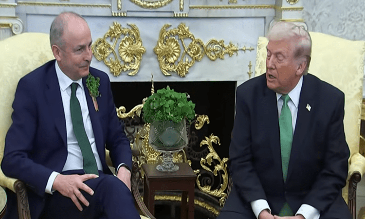 Trump haalt uit naar NAVO